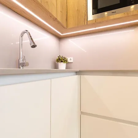 Sylvia 1m - Precioso En Primera Línea De Mar - Céntrico - Playa - Wifi Apartamento Ampuriabrava